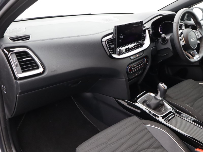2025 (25) KIA XCEED 1.5T GDi ISG 138 GT-Line 5dr 4535523