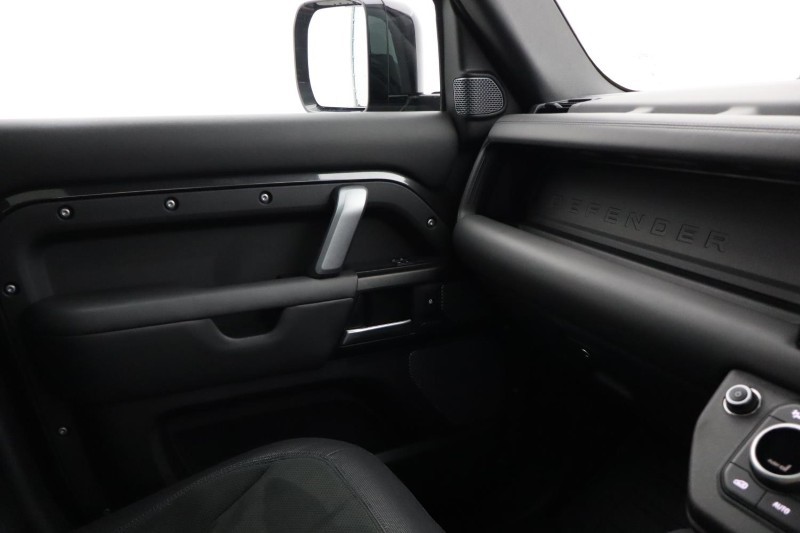 2021 (71) LAND ROVER DEFENDER 5.0 P525 V8 Carpathian Edition 110 5dr Auto 5829217
