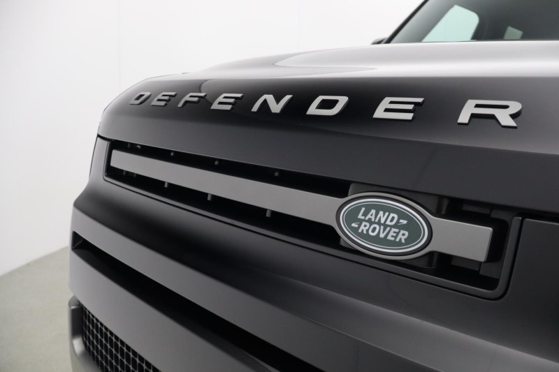 2021 (71) LAND ROVER DEFENDER 5.0 P525 V8 Carpathian Edition 110 5dr Auto 5829184