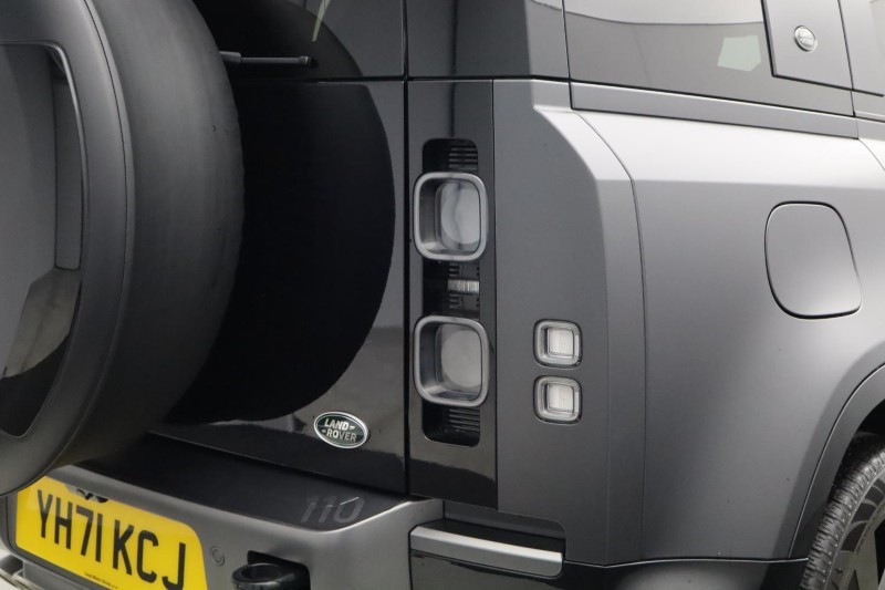 2021 (71) LAND ROVER DEFENDER 5.0 P525 V8 Carpathian Edition 110 5dr Auto 5829152