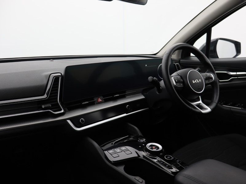 2025 (25) KIA SPORTAGE 1.6T GDi 207 HEV 3 5dr Auto 4841124