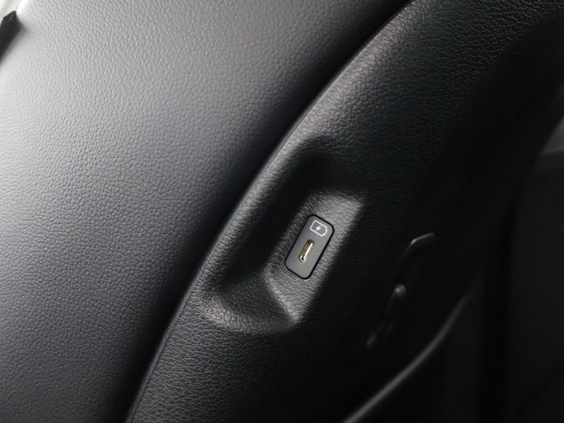 2025 (25) KIA SPORTAGE 1.6T GDi 207 HEV 3 5dr Auto 4841125