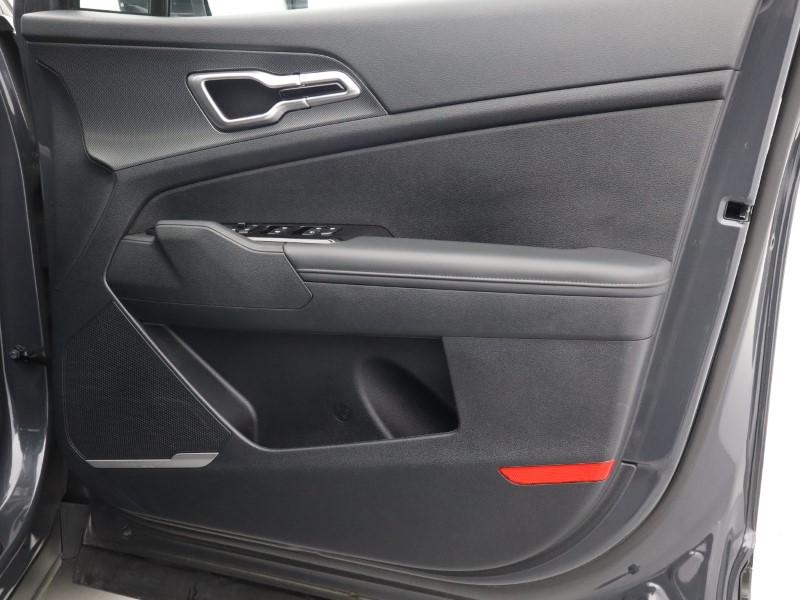 2025 (25) KIA SPORTAGE 1.6T GDi 207 HEV 3 5dr Auto 4841131