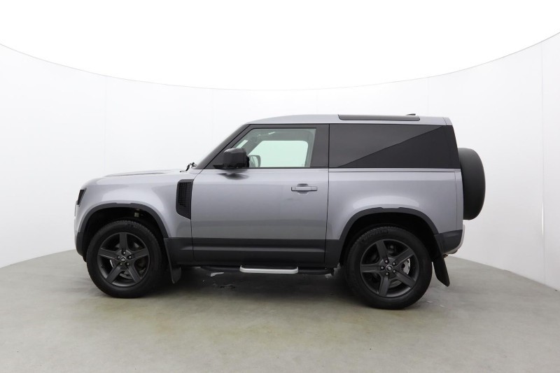 2023 (73) LAND ROVER COMMERCIAL DEFENDER 3.0 D250 Hard Top SE Auto 5871570