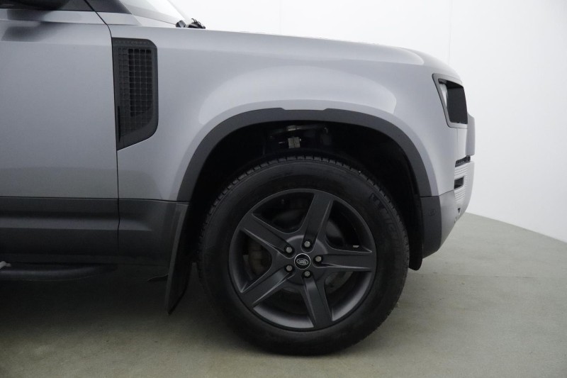 2023 (73) LAND ROVER COMMERCIAL DEFENDER 3.0 D250 Hard Top SE Auto 5871617