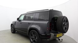2025 (25) LAND ROVER DEFENDER 2.0 P300e X-Dynamic SE 110 5dr Auto 1
