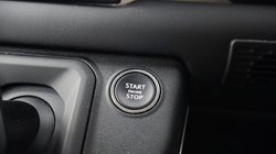 2025 (25) LAND ROVER DEFENDER 2.0 P300e X-Dynamic SE 110 5dr Auto 5821022