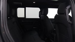 2025 (25) LAND ROVER DEFENDER 2.0 P300e X-Dynamic SE 110 5dr Auto 5820997