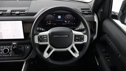 2025 (25) LAND ROVER DEFENDER 2.0 P300e X-Dynamic SE 110 5dr Auto 5821013