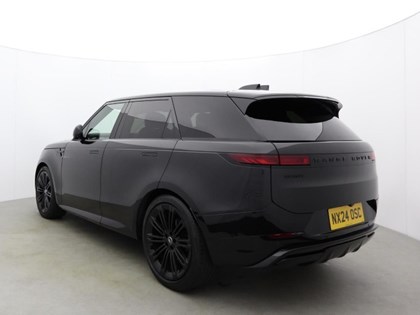 2024 (24) LAND ROVER RANGE ROVER SPORT 3.0 D300 Dynamic SE 5dr Auto