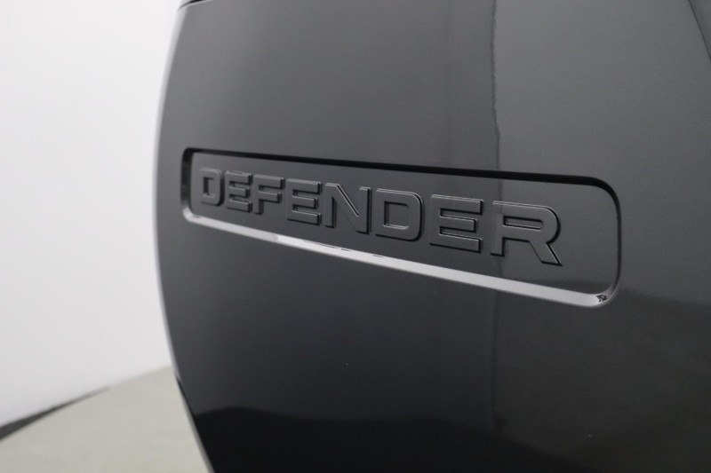 2024 (74) LAND ROVER COMMERCIAL DEFENDER 3.0 D350 Hard Top X-Dynamic HSE Auto 5888619