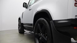 2023 (72) LAND ROVER DEFENDER 3.0 D250 X-Dynamic HSE 90 3dr Auto 5834144
