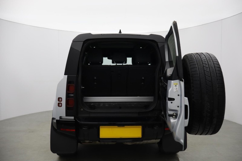 2023 (72) LAND ROVER DEFENDER 3.0 D250 X-Dynamic HSE 90 3dr Auto 5834133