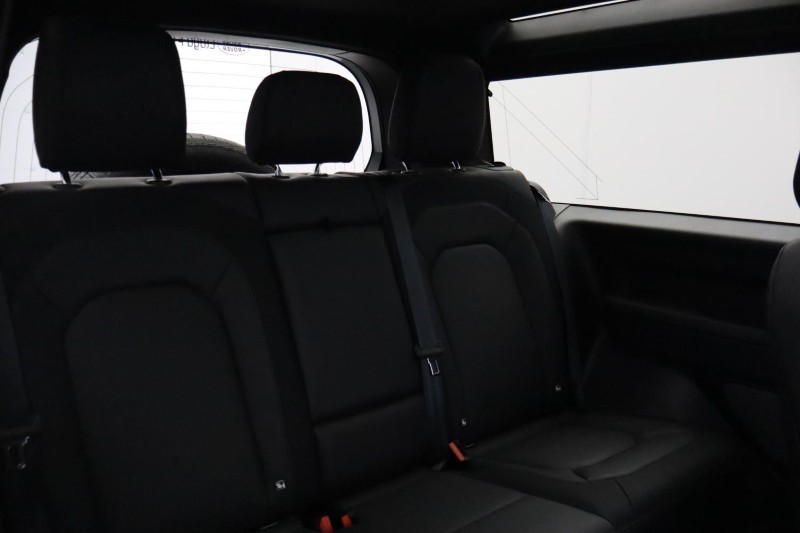 2023 (72) LAND ROVER DEFENDER 3.0 D250 X-Dynamic HSE 90 3dr Auto 5834157