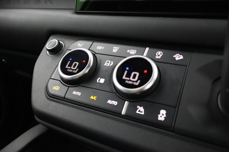 2023 (72) LAND ROVER DEFENDER 3.0 D250 X-Dynamic HSE 90 3dr Auto 5834175