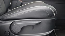 2025 (25) KIA SPORTAGE 1.6T GDi 157 48V ISG GT-Line 5dr DCT 4790335