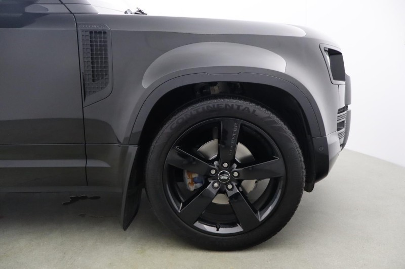 2024 (24) LAND ROVER DEFENDER 3.0 D250 X-Dynamic HSE 110 5dr Auto 5845083