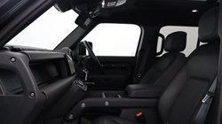 2024 (24) LAND ROVER DEFENDER 3.0 D250 X-Dynamic HSE 110 5dr Auto 5845073