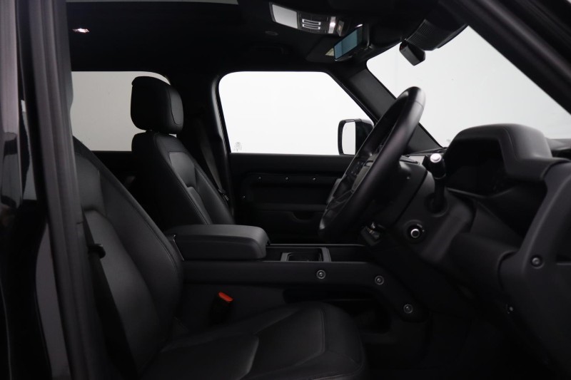 2024 (24) LAND ROVER DEFENDER 3.0 D250 X-Dynamic HSE 110 5dr Auto 5845096