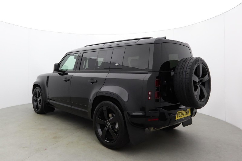 2024 (24) LAND ROVER DEFENDER 3.0 D250 X-Dynamic HSE 110 5dr Auto 5845122
