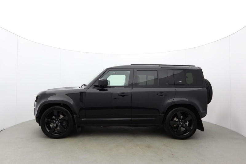 2024 (24) LAND ROVER DEFENDER 3.0 D250 X-Dynamic HSE 110 5dr Auto 5845126
