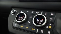 2024 (24) LAND ROVER DEFENDER 3.0 D250 X-Dynamic HSE 110 5dr Auto 5845102