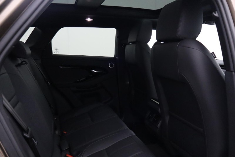 2024 (74) LAND ROVER RANGE ROVER EVOQUE 2.0 D200 Dynamic SE 5dr Auto 5847367