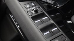 2024 (74) LAND ROVER RANGE ROVER EVOQUE 2.0 D200 Dynamic SE 5dr Auto 5847403