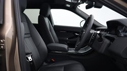 2024 (74) LAND ROVER RANGE ROVER EVOQUE 2.0 D200 Dynamic SE 5dr Auto 5847383