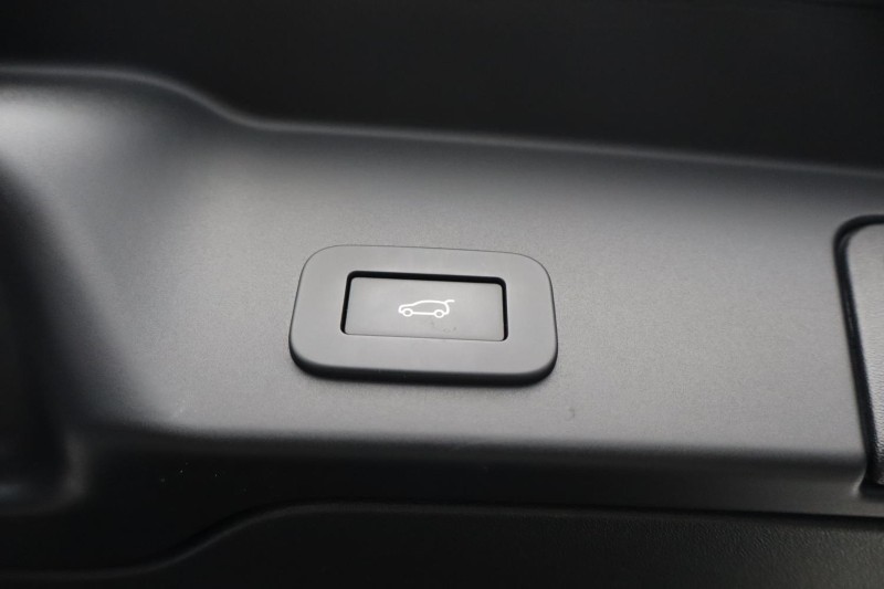 2022 (22) LAND ROVER RANGE ROVER EVOQUE 2.0 D200 R-Dynamic HSE 5dr Auto 5827172