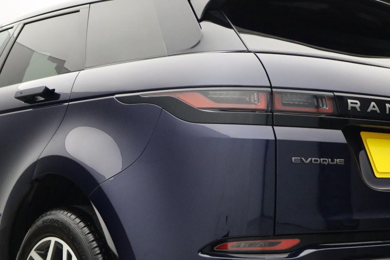 2022 (22) LAND ROVER RANGE ROVER EVOQUE 2.0 D200 R-Dynamic HSE 5dr Auto 5827314
