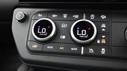 2026 (26) LAND ROVER DEFENDER 3.0 D250 X-Dynamic HSE 90 3dr Auto 5818666