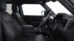 2026 (26) LAND ROVER DEFENDER 3.0 D250 X-Dynamic HSE 90 3dr Auto 5818648