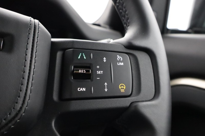 2026 (26) LAND ROVER DEFENDER 4.4 P635 Octa 110 5dr Auto 5818188