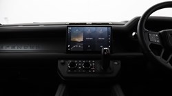2026 (26) LAND ROVER DEFENDER 4.4 P635 Octa 110 5dr Auto 5818176