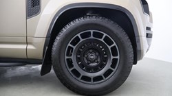2026 (26) LAND ROVER DEFENDER 4.4 P635 Octa 110 5dr Auto 5818162