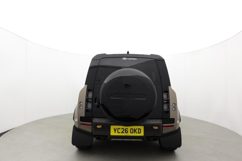 2026 (26) LAND ROVER DEFENDER 4.4 P635 Octa 110 5dr Auto 5818132
