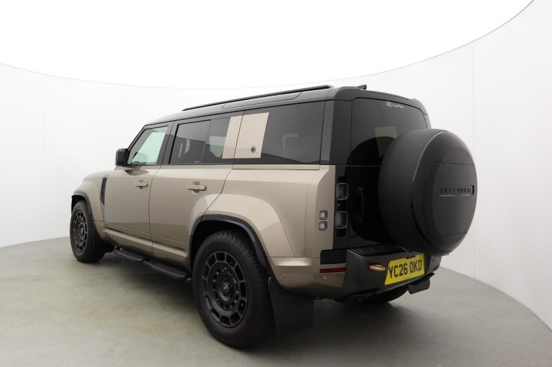 2026 (26) LAND ROVER DEFENDER 4.4 P635 Octa 110 5dr Auto 1
