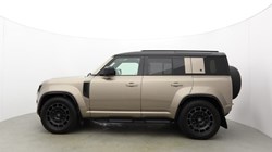 2026 (26) LAND ROVER DEFENDER 4.4 P635 Octa 110 5dr Auto 5818134