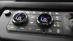 2026 (26) LAND ROVER DEFENDER 4.4 P635 Octa 110 5dr Auto 5818219