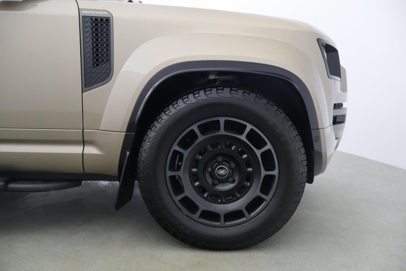 2026 (26) LAND ROVER DEFENDER 4.4 P635 Octa 110 5dr Auto 5818161