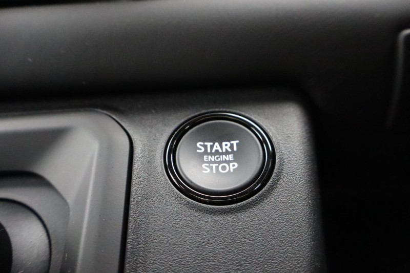 2026 (26) LAND ROVER DEFENDER 4.4 P635 Octa 110 5dr Auto 5818220