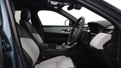 2026 (26) LAND ROVER RANGE ROVER VELAR 2.0 D200 MHEV Dynamic SE 5dr Auto 5821842