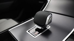 2026 (26) LAND ROVER RANGE ROVER VELAR 2.0 D200 MHEV Dynamic SE 5dr Auto 5821848