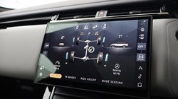 2026 (26) LAND ROVER RANGE ROVER VELAR 2.0 D200 MHEV Dynamic SE 5dr Auto 5821855