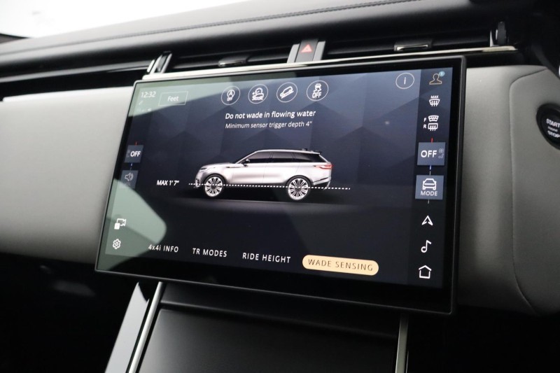 2026 (26) LAND ROVER RANGE ROVER VELAR 2.0 D200 MHEV Dynamic SE 5dr Auto 5821858