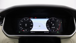 2022 (22) LAND ROVER DISCOVERY 3.0 D300 R-Dynamic HSE 5dr Auto 5857383