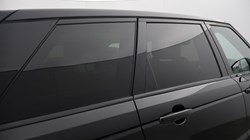 2022 (22) LAND ROVER DISCOVERY 3.0 D300 R-Dynamic HSE 5dr Auto 5857356