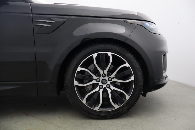 2022 (22) LAND ROVER DISCOVERY 3.0 D300 R-Dynamic HSE 5dr Auto 5857363