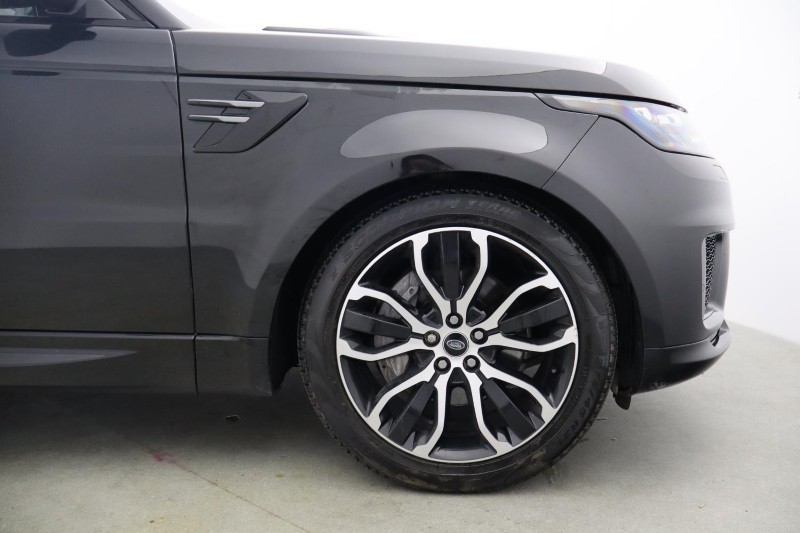 2022 (22) LAND ROVER DISCOVERY 3.0 D300 R-Dynamic HSE 5dr Auto 5857365